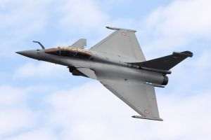 Acord Franţa-Ucraina privind achiziţionarea a 16 avioane Rafale
